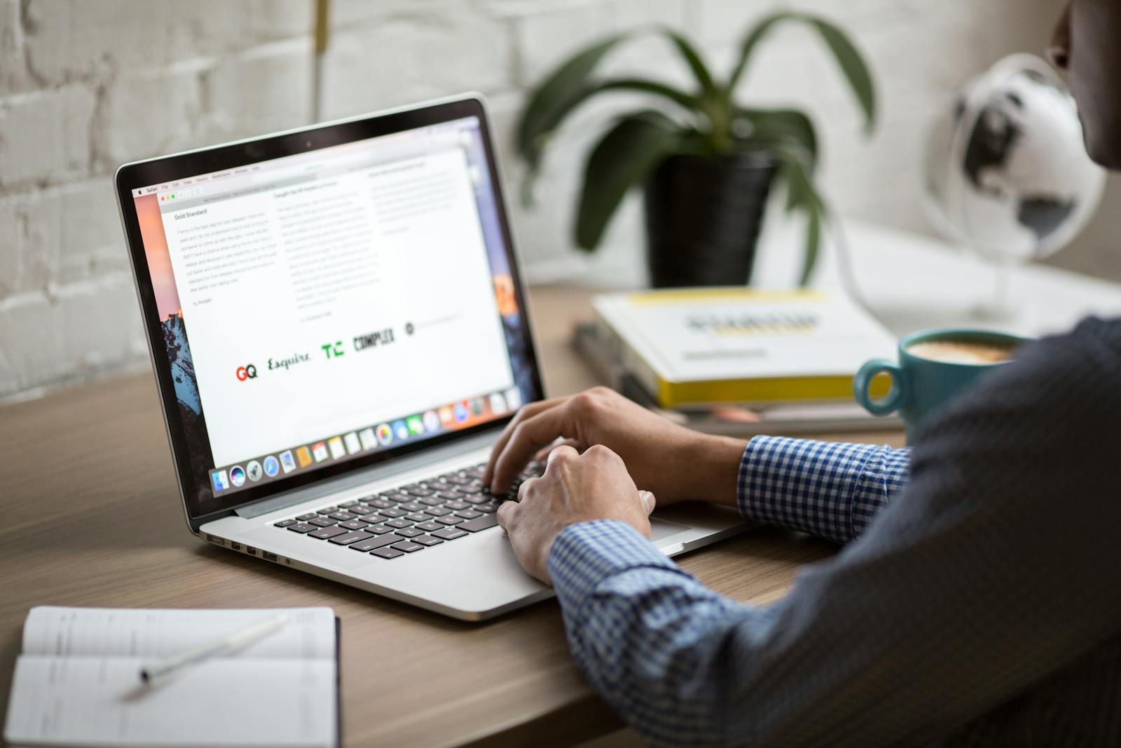 Writing real estate listings with AI